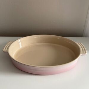 Le Creuset Oval Baking Dish Shell Pink Rare - LARGE (3 3/5qt)